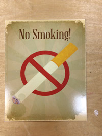 Настенные таблички "No smoking", "Курить запрещено"