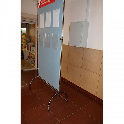 Информационный напольный стенд с опорами из джокерной трубы Информационный напольный стенд с опорами из джокерной трубы фото