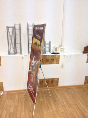 Баннер телескопический универсальный 60х160 80х200 Баннер телескопический универсальный 60х160 80х200 фото