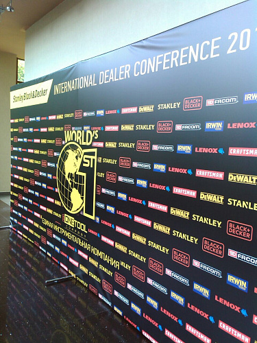 Сдвоенный тритикс пресс-волл 6х2,2 Сдвоенный тритикс пресс-волл 6х2,2 фото